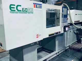 東芝60t射出成形機